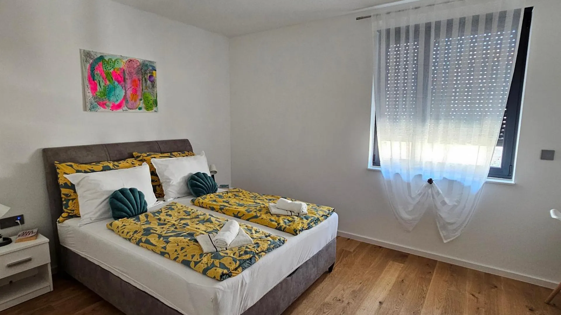 Inna Luxe Apartment With Free Parking Pula