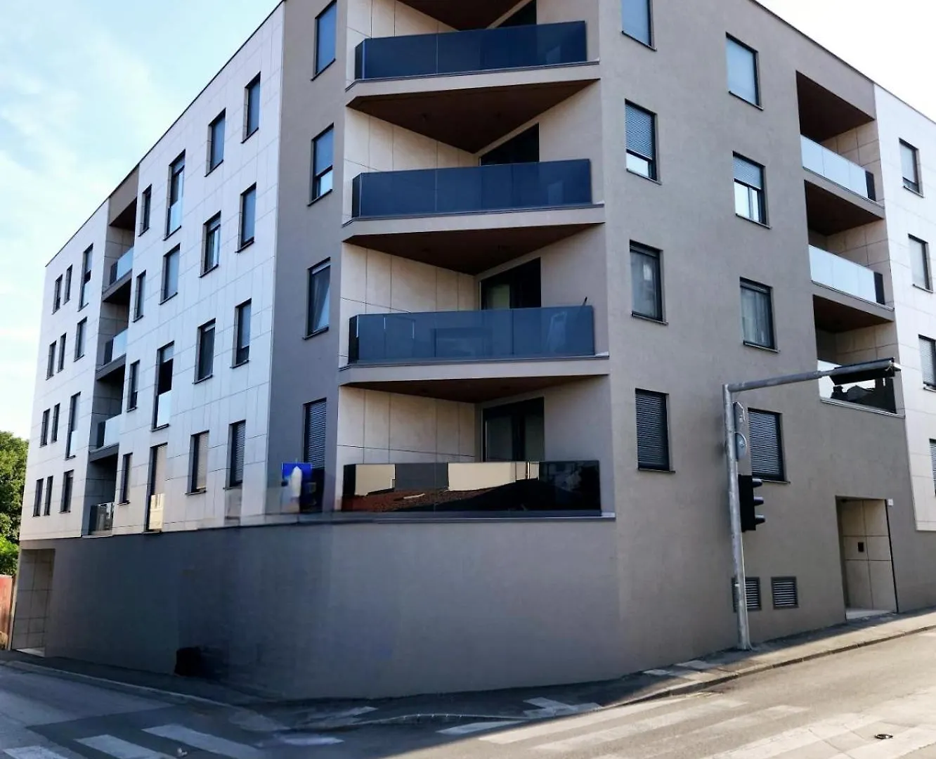 Inna Luxe Apartment With Free Parking Pula