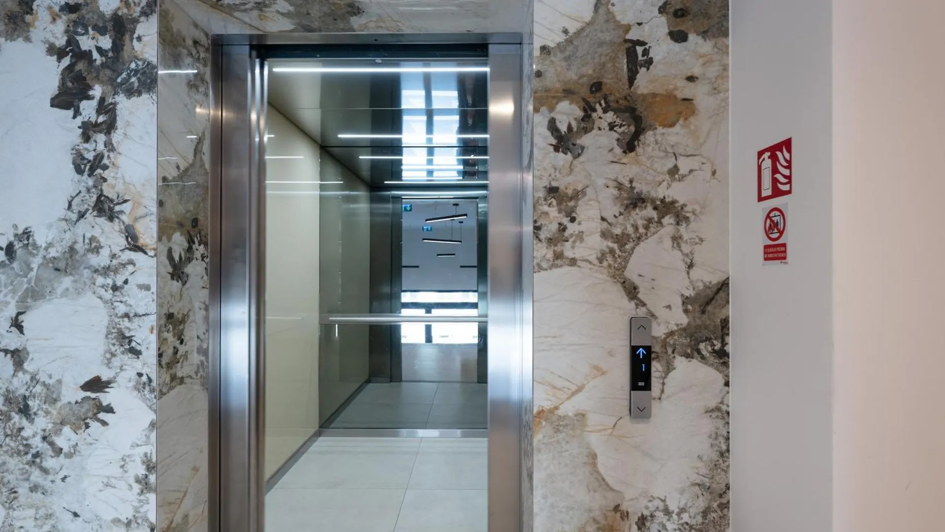 Inna Luxe Apartment With Free Parking Pula