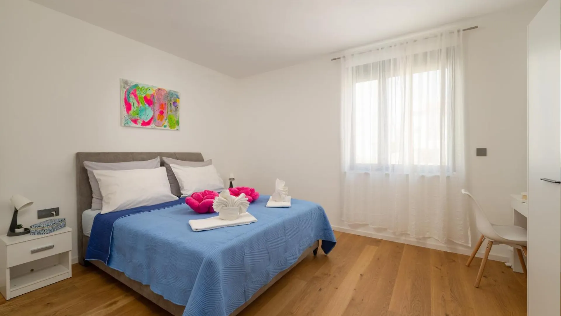 Inna Luxe Apartment With Free Parking Pula