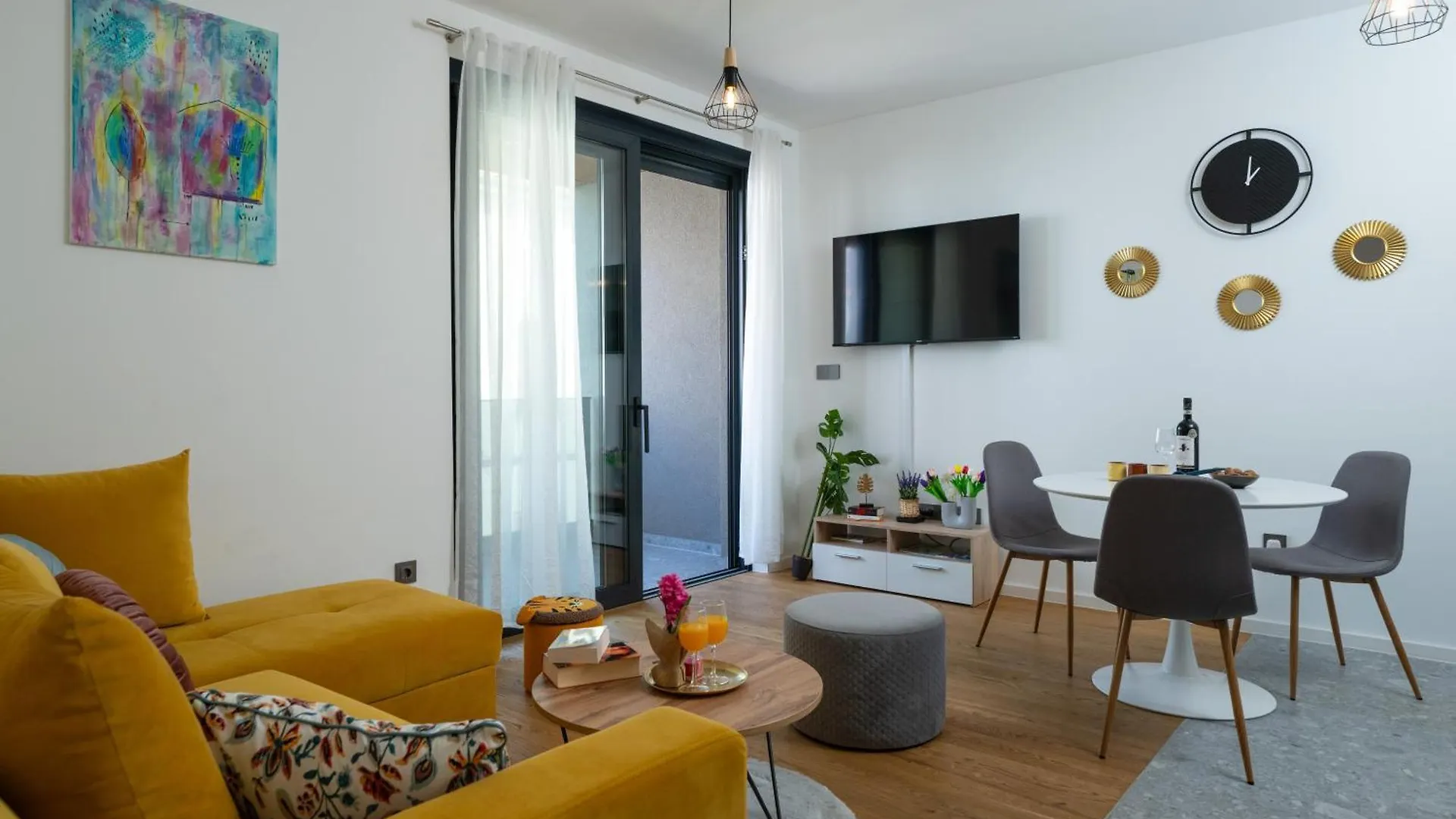 Inna Luxe Apartment With Free Parking Pula