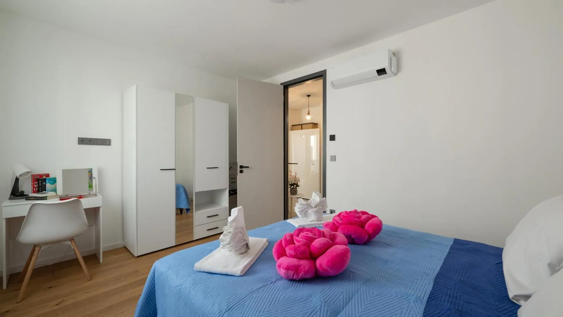Inna Luxe Apartment With Free Parking Pula 0*,